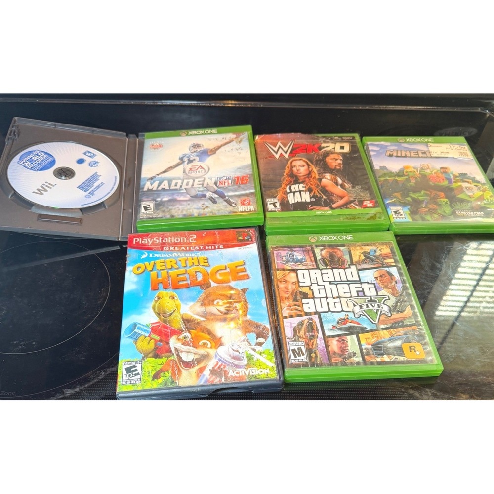 Lot of 6 Video Games Xbox One, PS2, Nintendo Wii Minecraft GTA V Madden 16 WWE